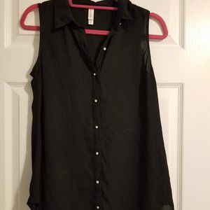 Sleeveless Button Down Blouse